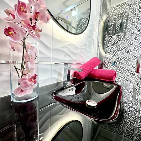 Luxury Pink Lägenhet